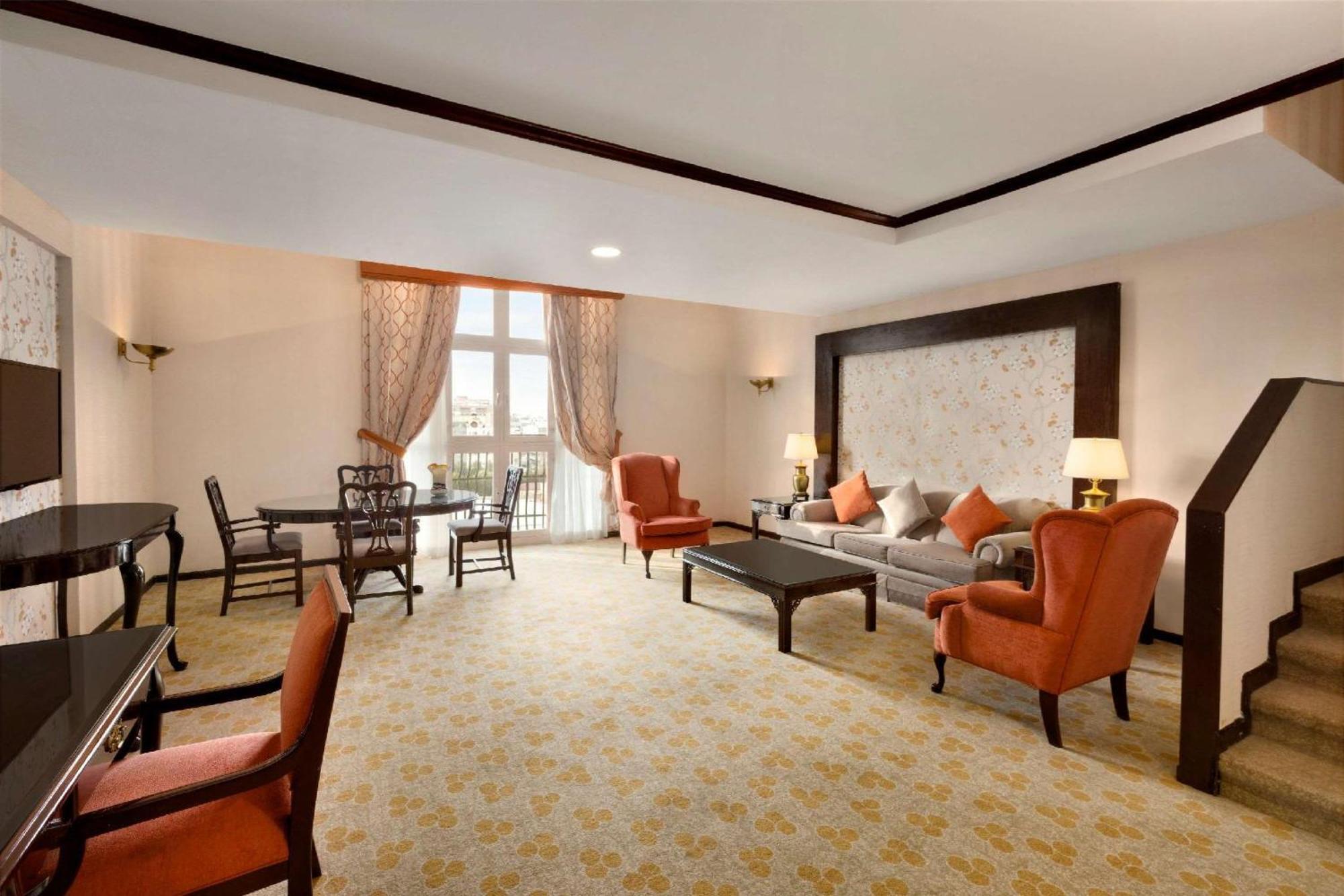 Hawthorn Suites By Wyndham Ель-Хубар Екстер'єр фото